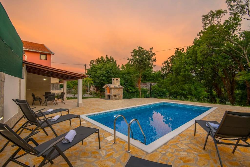 Villa Milla-Grubine Luaran gambar