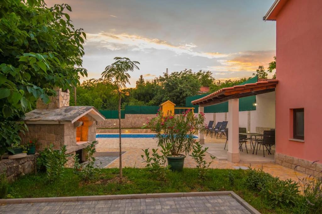 Villa Milla-Grubine Luaran gambar