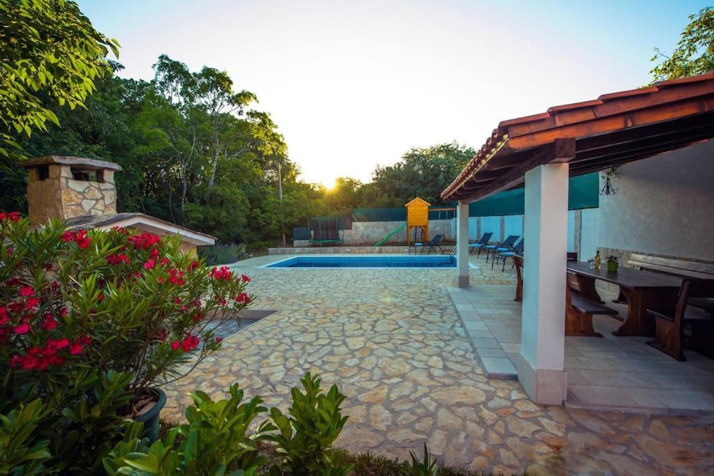 Villa Milla-Grubine Luaran gambar
